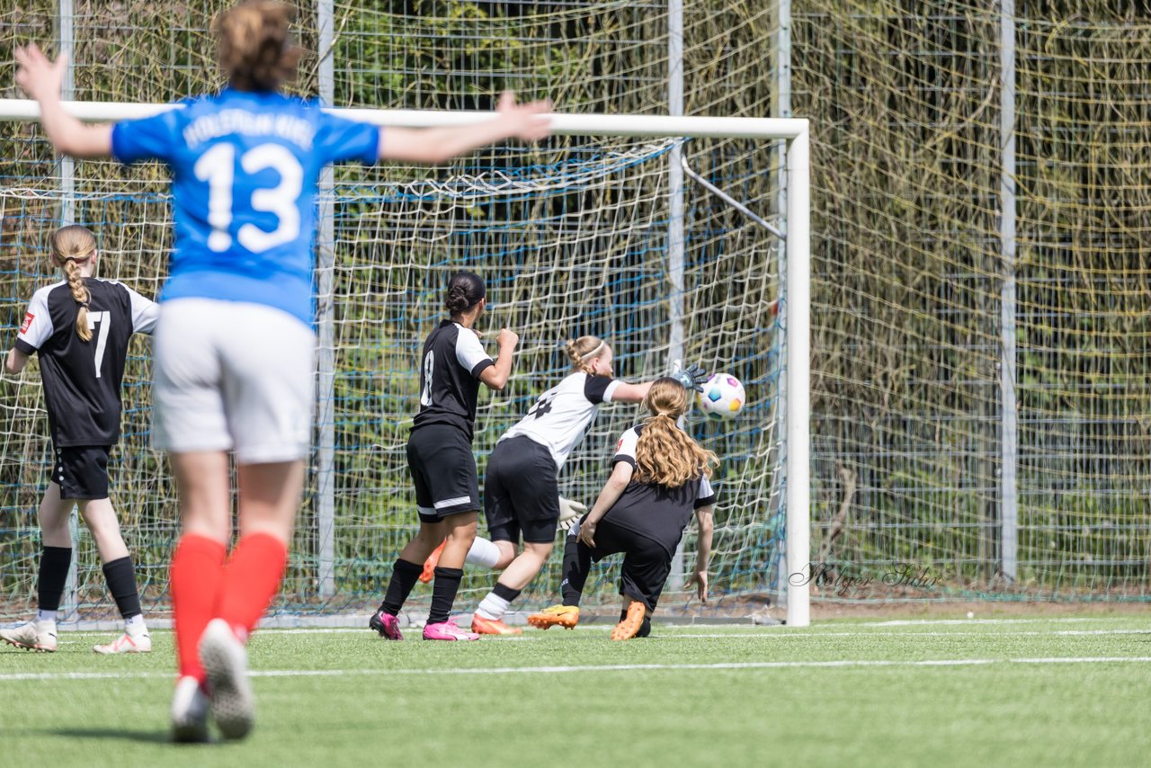 Bild 365 - wBJ SH-Pokalfinale  Holstein-Kiel - SV Viktoria : Ergebnis: 1:0